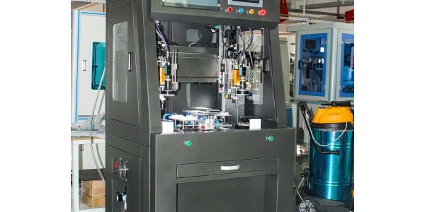 自動(dòng)擰螺絲機(jī)使用時(shí)需要注意事宜？-堅(jiān)豐股份