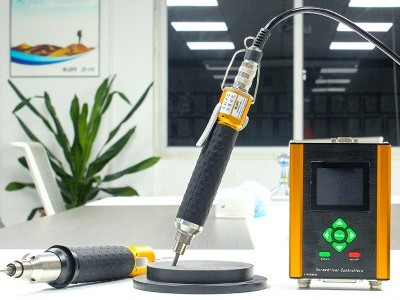 伺服電批加上機(jī)器人視覺，究竟是什么效果？-堅(jiān)豐股份