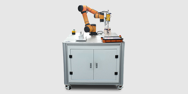 鎖螺絲成自動化突破口，堅豐機器人螺絲機或迎市場爆發(fā)